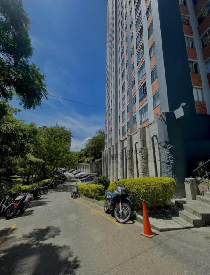 Apartamento Vistas Lindas Cerca Centro メデジン エクステリア 写真